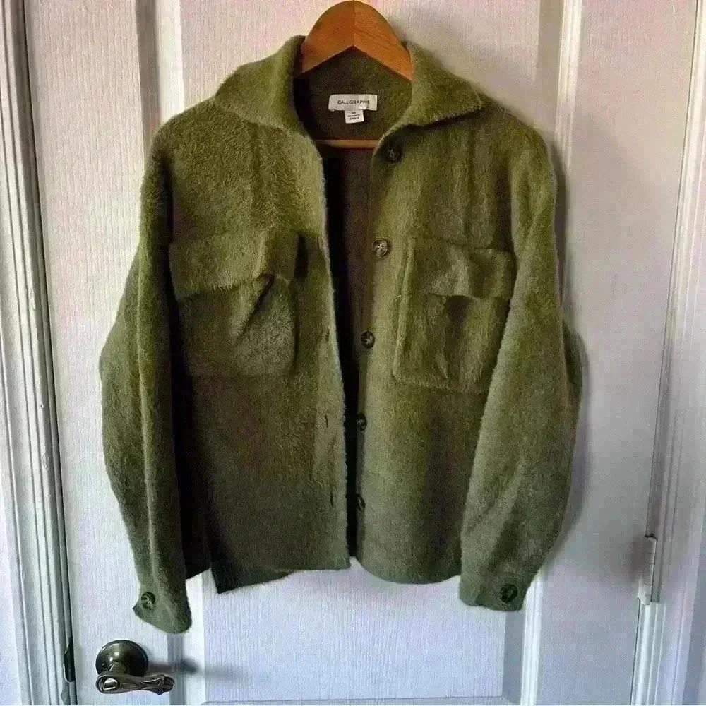 Calligraphie Women’s Cardigan super soft Olive Green Button Front Size XS